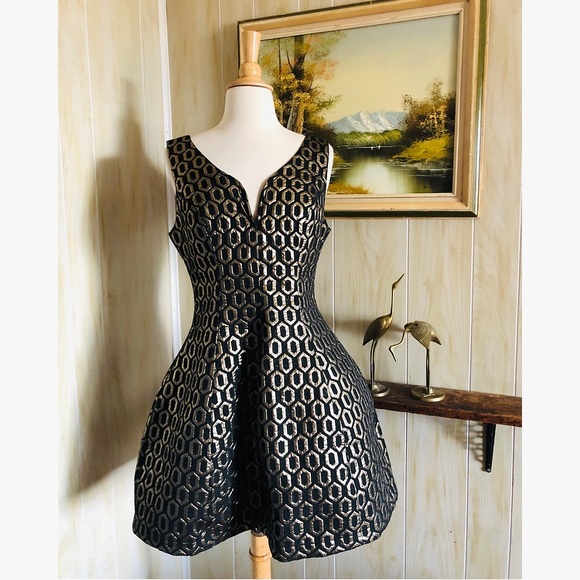 Ark & Co Metallic Party Dress - Picture 3 of 8